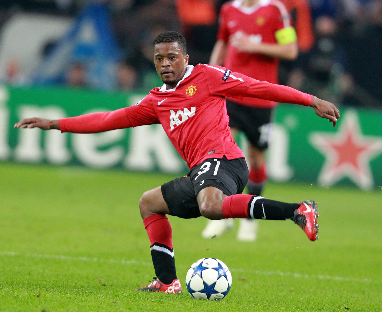 突破传统格 突破传统格